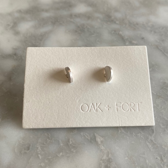 OAK + FORT 'half crescent' earrings - Picture 3 of 3